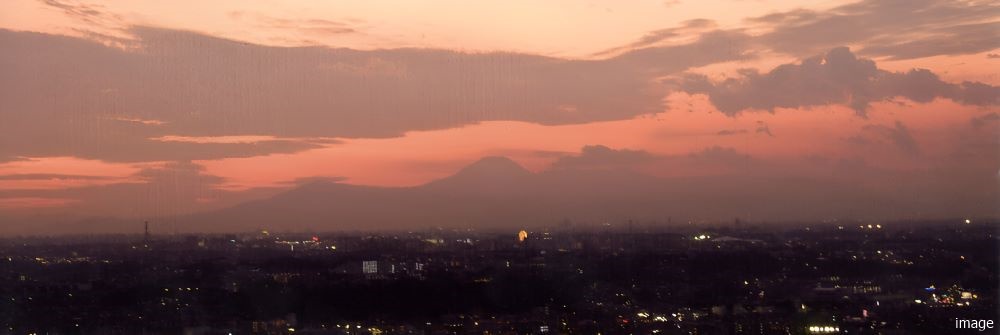 リエトコート武蔵小杉ザ・クラッシィタワー　夕方の眺望
